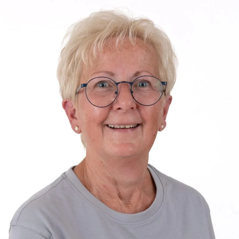 Maria Renner, Cleaner